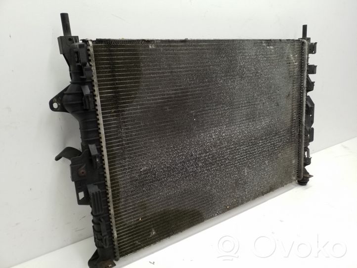 Ford Kuga I Coolant radiator 8V418C342AC