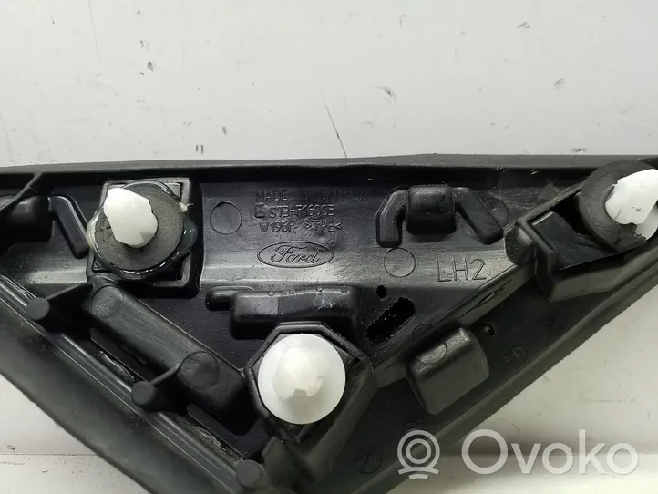 Ford Fusion II Panel wykończeniowy błotnika W196F