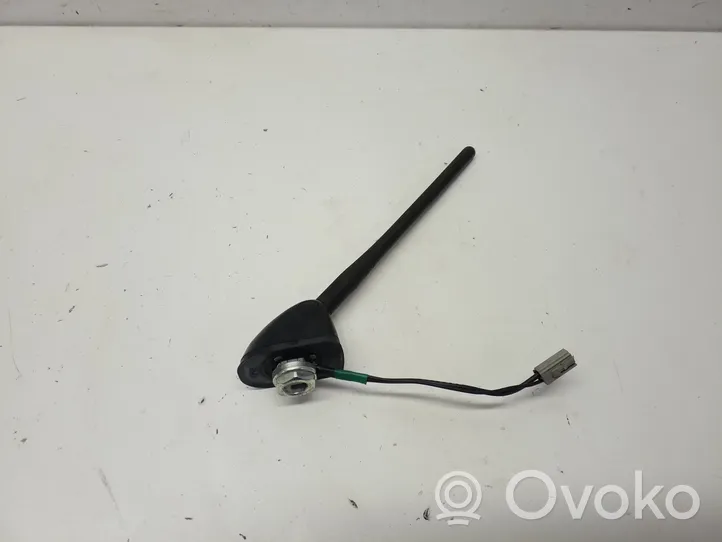 Nissan Juke I F15 Radion antenni BOC2116