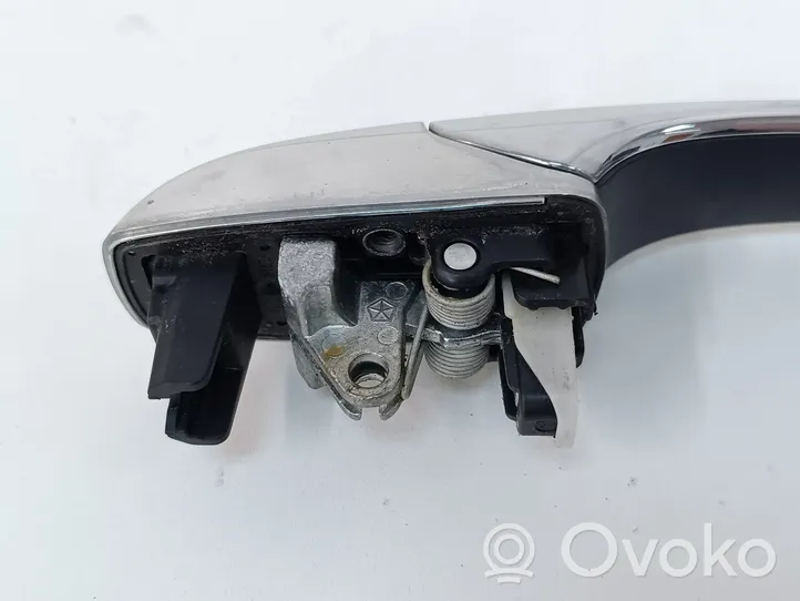 Chrysler Town & Country V Maniglia esterna per portellone scorrevole 04589714AB