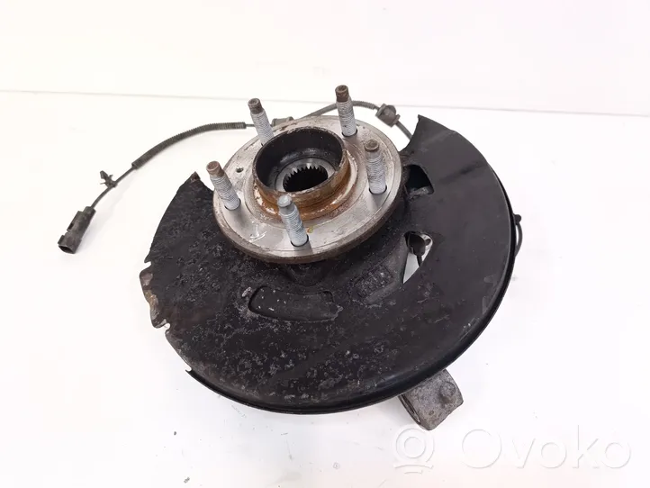 Opel Zafira C Front wheel hub 13583479