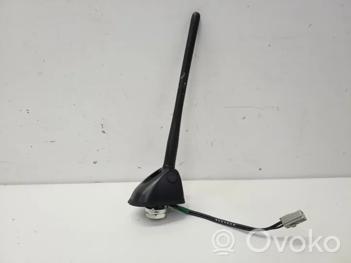 Nissan Juke I F15 Radion antenni B332828