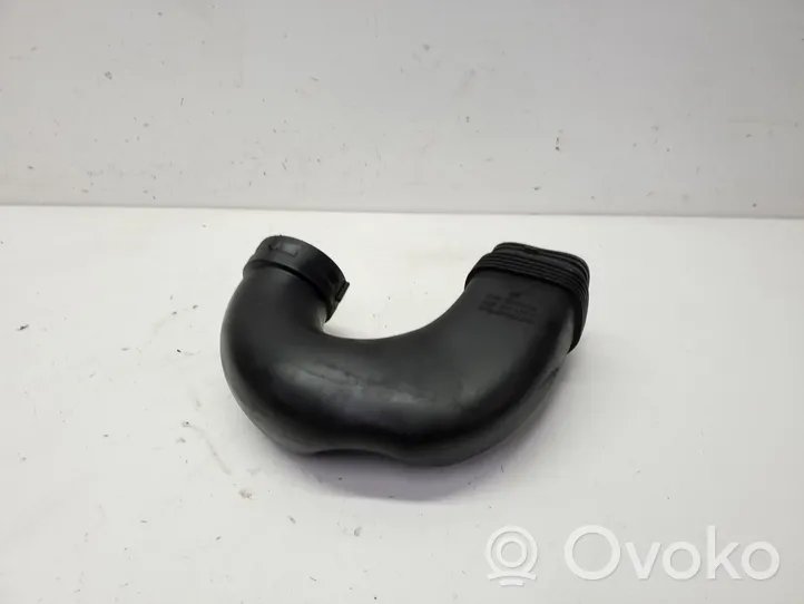 Volkswagen Tiguan Air intake duct part 5N0129618