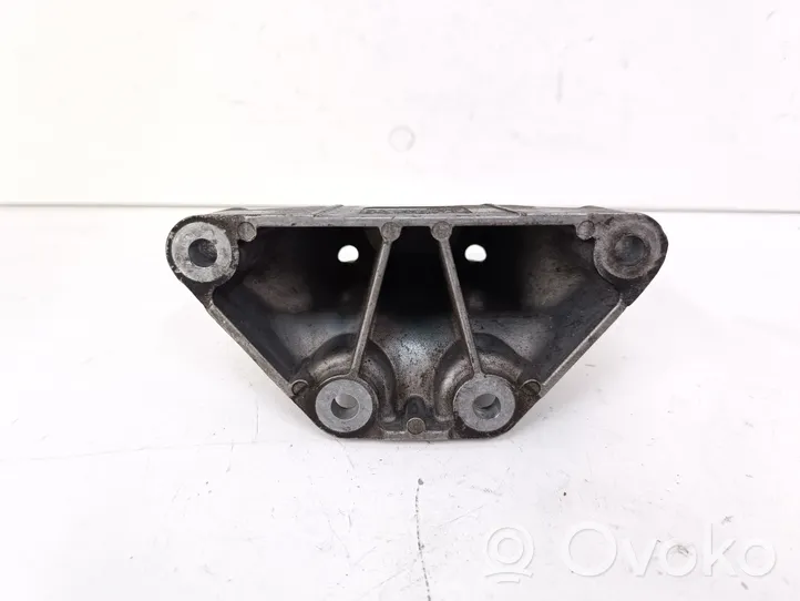 Audi Q7 4L Engine mounting bracket 7L0399649E