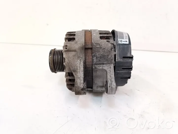 KIA Sportage Generatore/alternatore 373002F100