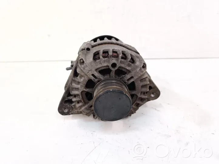 KIA Sportage Generatore/alternatore 373002F100