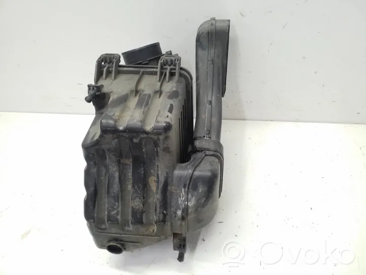 KIA Sportage Scatola del filtro dell’aria 281102S000