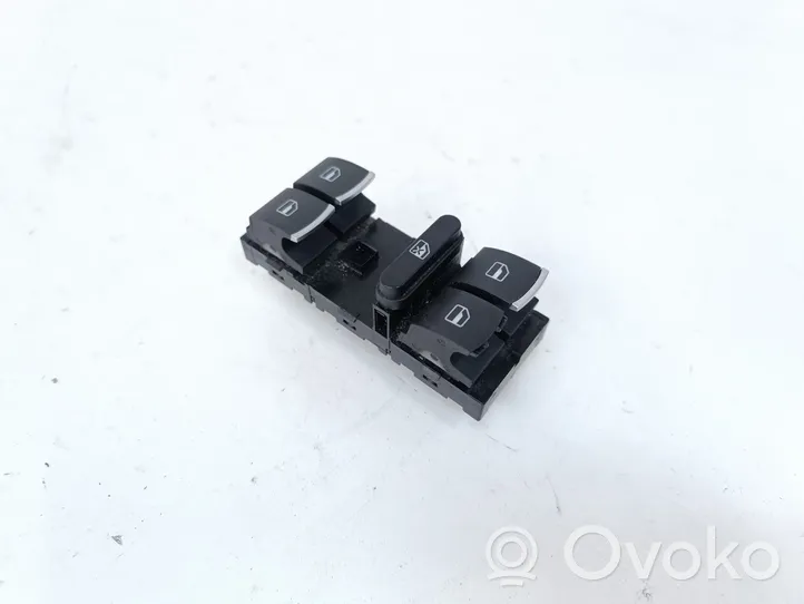 Volkswagen Tiguan Electric window control switch 5K4959857