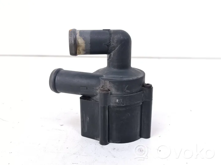 Volkswagen Tiguan Pompe à eau de liquide de refroidissement 5N0965561