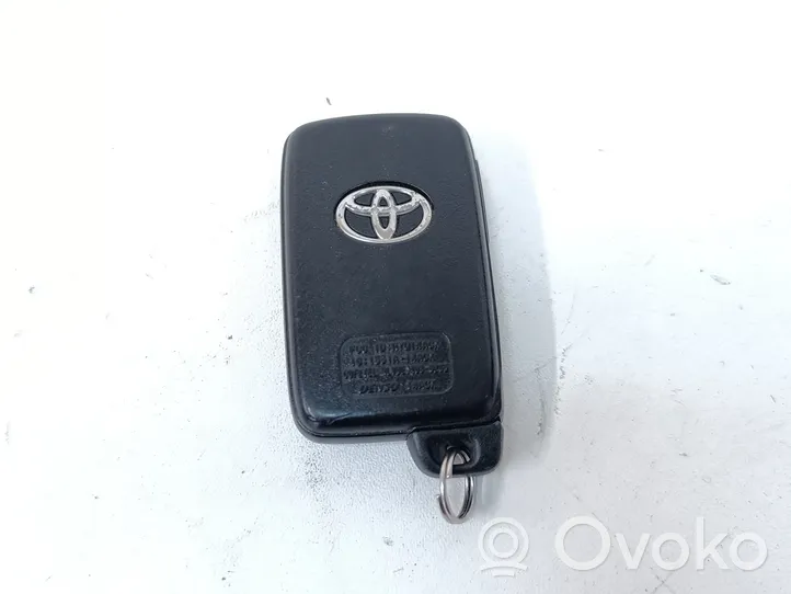 Toyota Prius+ (ZVW40) Clé / carte de démarrage 1551A14ACX