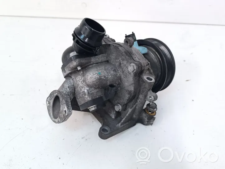 Opel Astra J Pompa dell’acqua 55573999