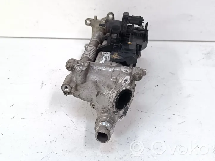 Opel Astra J EGR valve cooler MM1136G