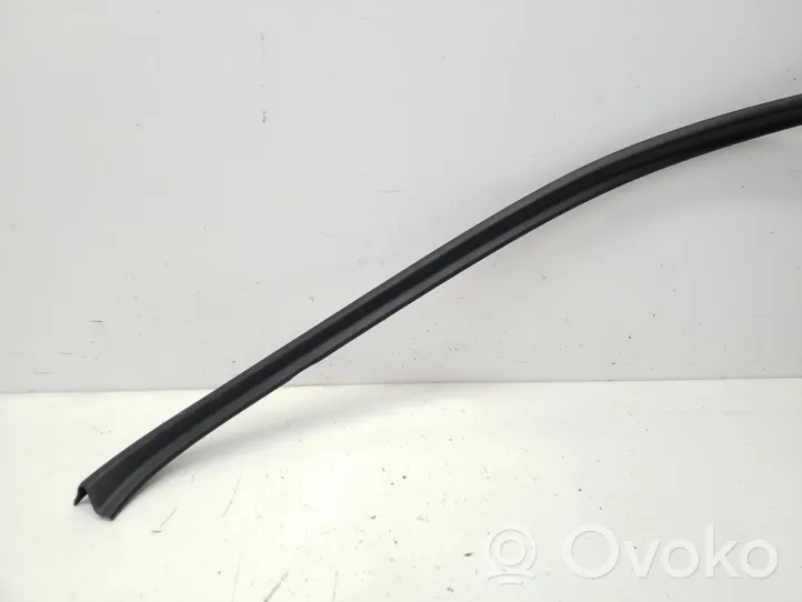 Porsche Cayenne (92A) Altro elemento di rivestimento della portiera anteriore 7P0867672A