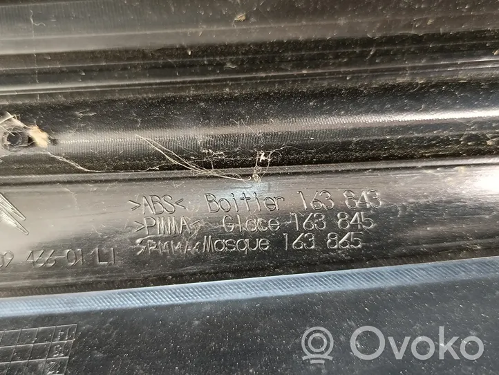 Citroen C4 Grand Picasso Feux arrière / postérieurs 00946601LI
