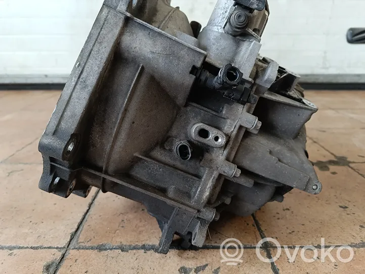 Opel Meriva B Mechaninė 6 pavarų dėžė 55569879