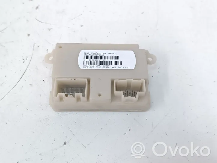 Dodge Grand Caravan Oven ohjainlaite/moduuli P68079910AB