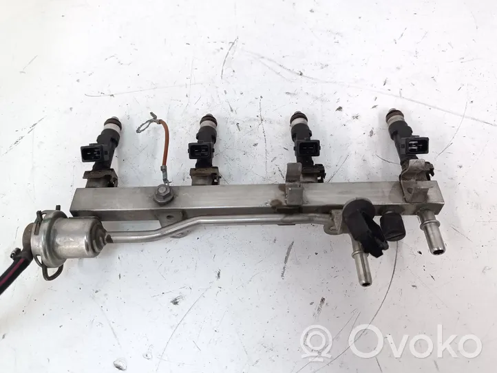 Opel Meriva B Fuel injectors set 55577580