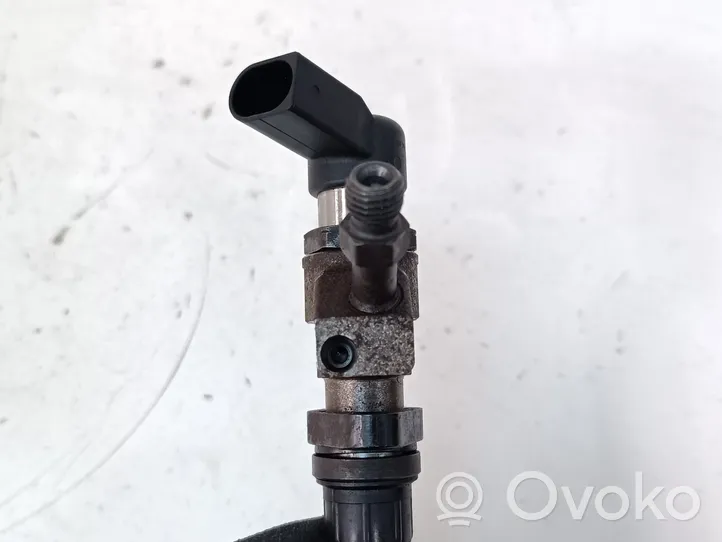 Ford Kuga I Injecteur de carburant 9657144580