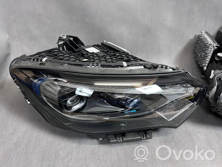 Mercedes-Benz EQE v295 Lampa przednia A2959066700