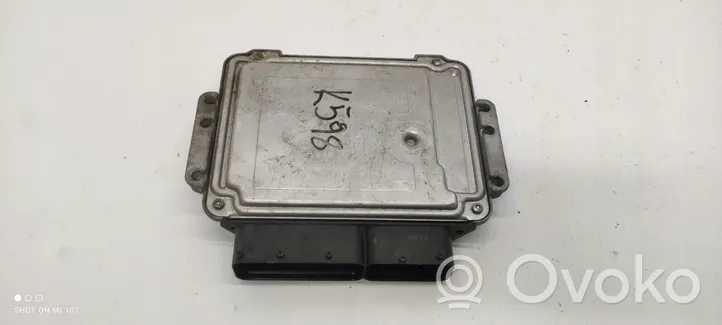 Alfa Romeo 147 Calculateur moteur ECU 0281012883