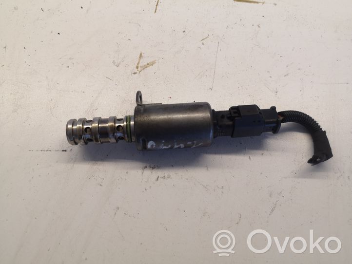 Citroen C4 II Zawór sterujący / Ustawienia wałka rozrządu V760429280