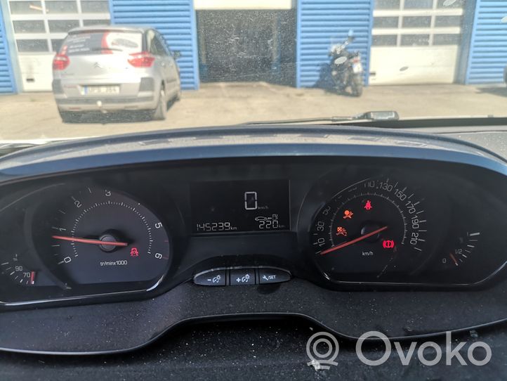 Peugeot 208 Compteur de vitesse tableau de bord 9805400080