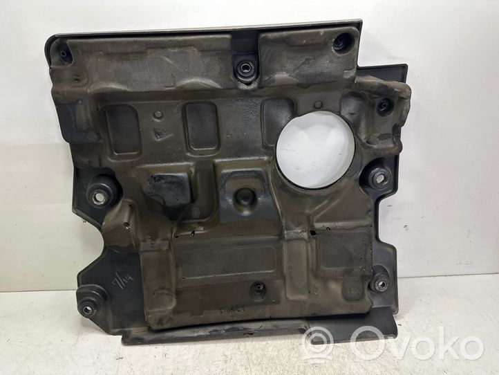 Toyota Avensis Verso Couvercle cache moteur 