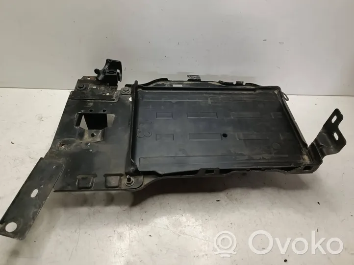 Citroen C4 II Picasso Battery tray 7501948001