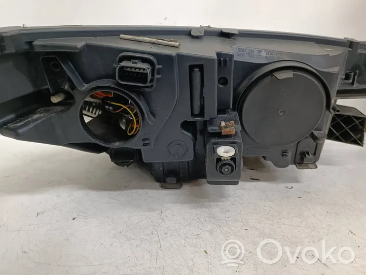 Citroen C4 II Lampa przednia 9687308380