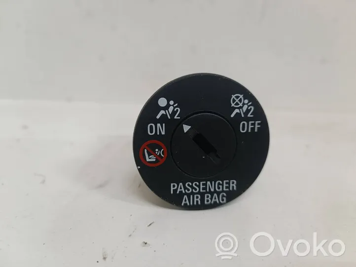 Opel Zafira C Passenger airbag on/off switch 13577258