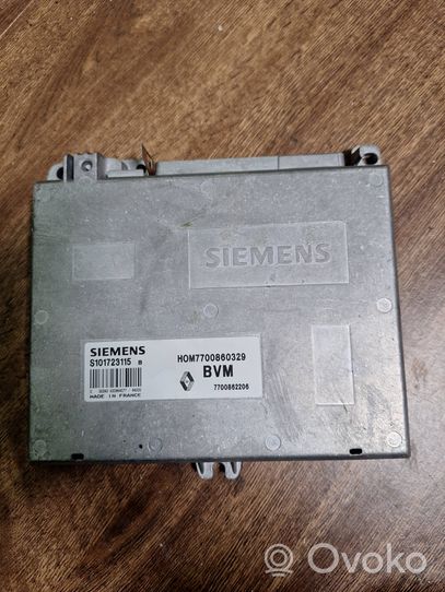 Renault Espace II Calculateur moteur ECU 7700860329