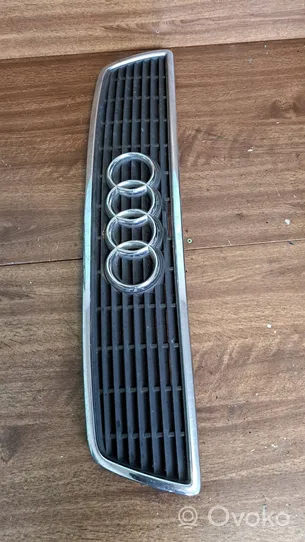 Audi A8 S8 D2 4D Etusäleikkö 4D0853651B