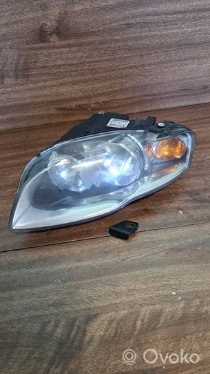 Audi A4 S4 B7 8E 8H Lampa przednia 8E0941003AJ