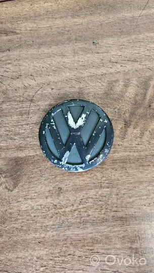 Volkswagen Golf IV Logo, emblème, badge 1j6853630