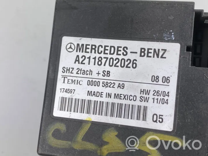 Mercedes-Benz GL X164 Unidad de control del asiento A2118702026