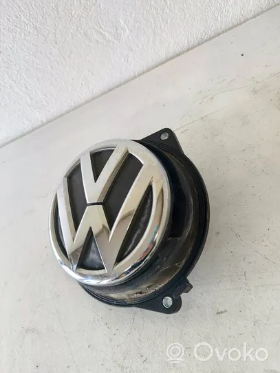 Volkswagen Polo V 6R Bagažinės dangčio atidarymo jungtukas 6R6827469