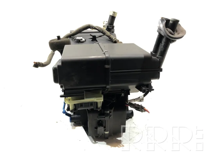 Volkswagen PASSAT B5.5 Scatola climatizzatore riscaldamento abitacolo assemblata 8D1820005P