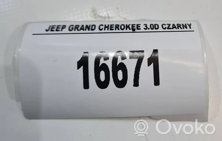 Jeep Grand Cherokee Fotele / Kanapa / Komplet 