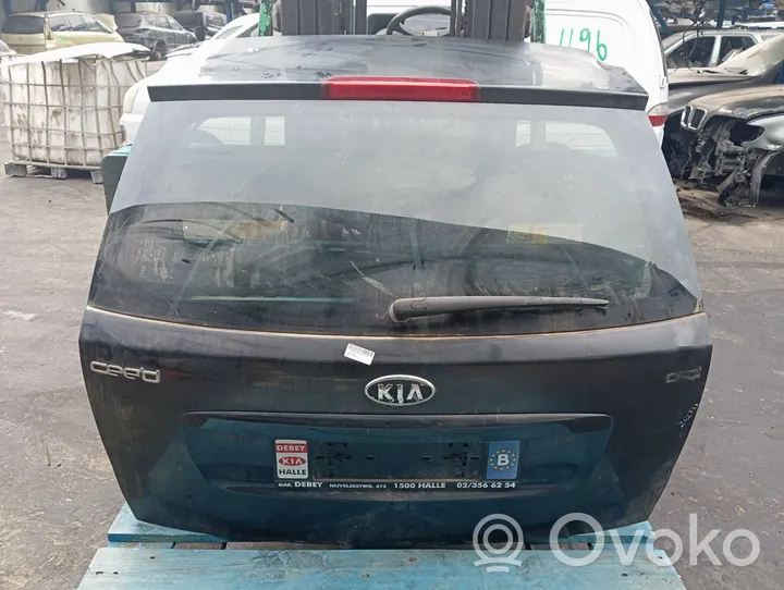 KIA Ceed Takaluukun/tavaratilan kansi 