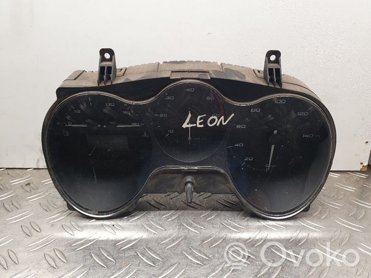 Seat Leon (1P) Speedometer (instrument cluster) 1P0920910C