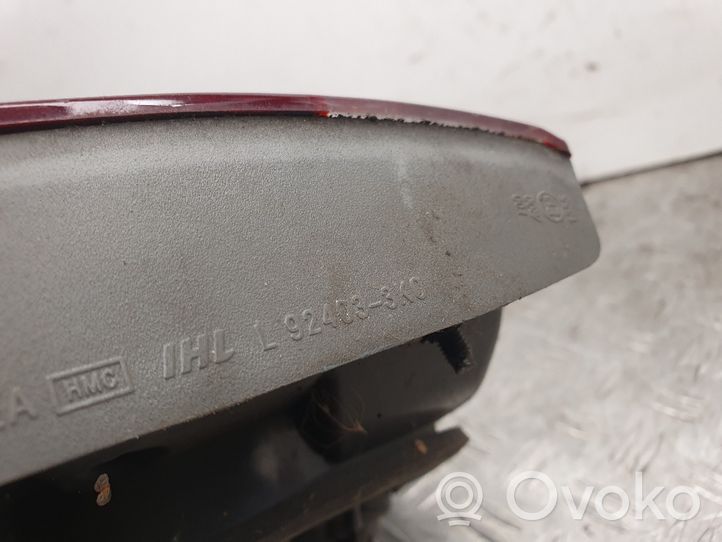 Hyundai Sonata Lampy tylnej klapy bagażnika 924033K0