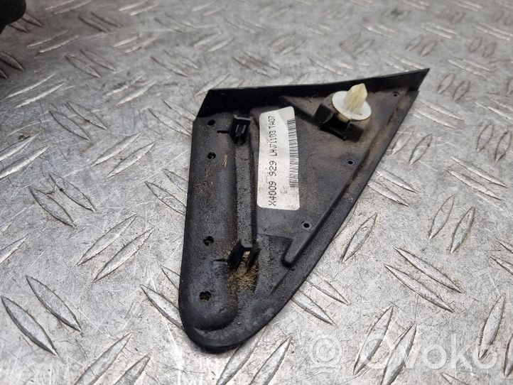 Toyota Avensis T250 Copertura in plastica per specchietti retrovisori esterni X4009929