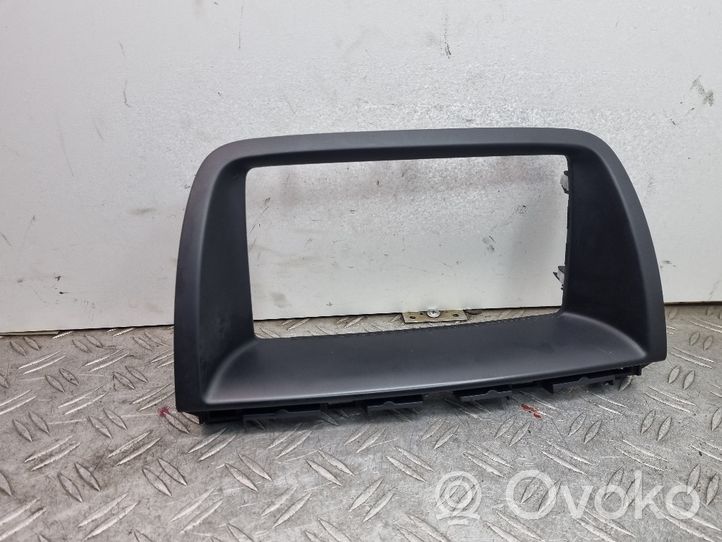 Mazda CX-5 Cadre, panneau d'unité radio / GPS KD455523