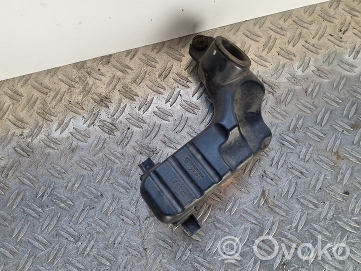 Honda CR-V Air intake duct part RES32