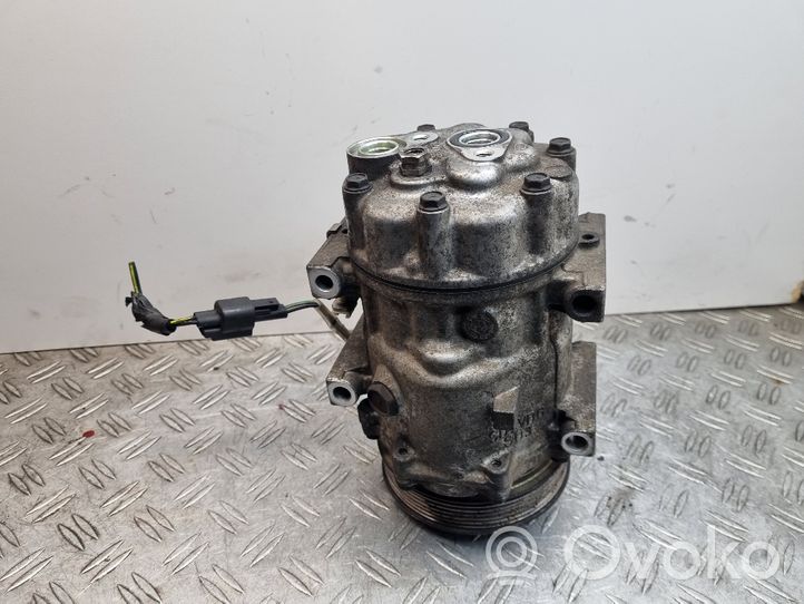 Ford Focus Ilmastointilaitteen kompressorin pumppu (A/C) 3M5H19D629HD