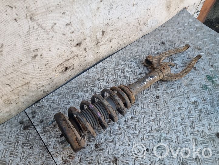 Hyundai Sonata Front shock absorber with coil spring 546113K130