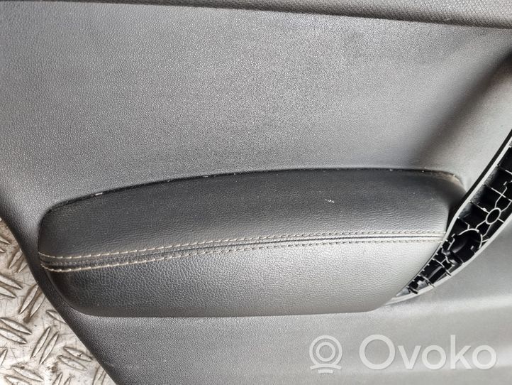 Citroen C3 Boczki / Poszycie drzwi przednich 57572C08