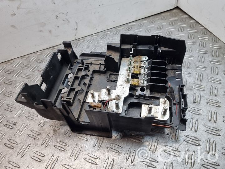 Volkswagen Touareg I Module de fusibles 7L0937548