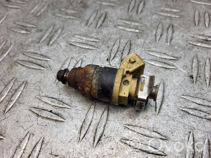 Mini One - Cooper Cabrio R52 Injecteur de carburant 1521390