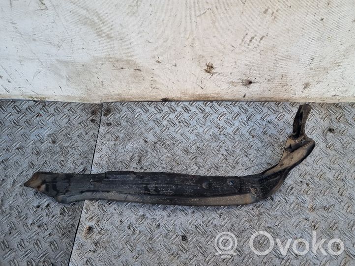 Audi Q7 4L Rivestimento dell’estremità del parafango 4L0821111